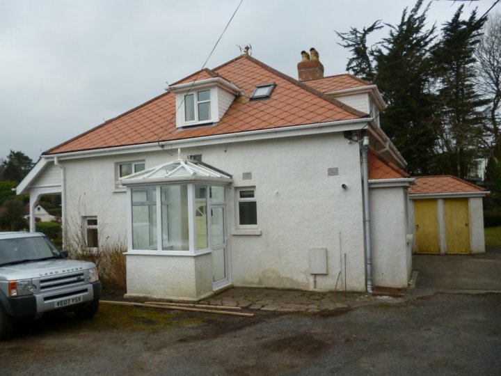 Avalon, Saundersfoot